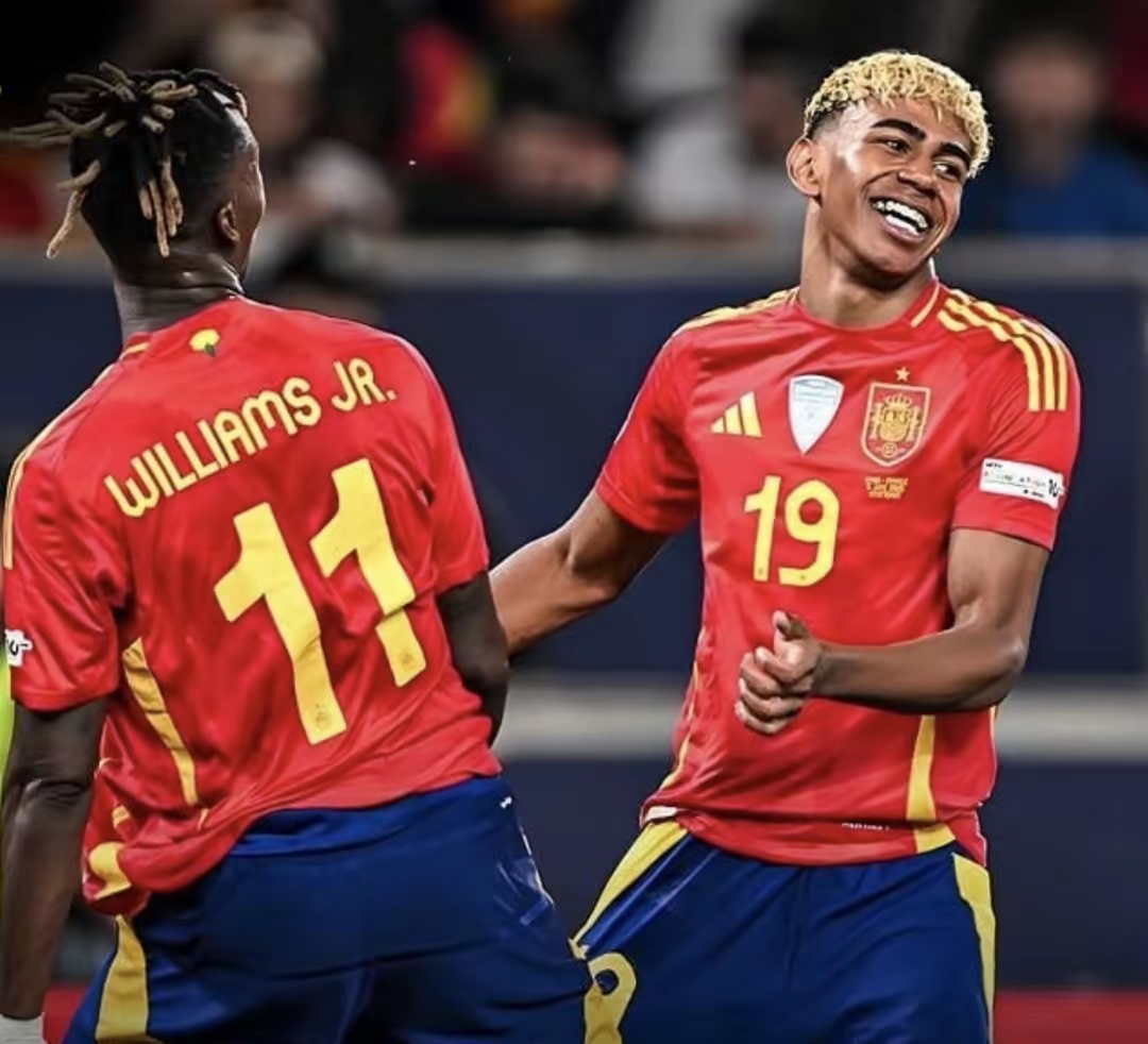 荷兰逆转葡萄牙,法比尼奥带队取胜 荷兰逆转葡萄牙,法比尼奥带队取胜