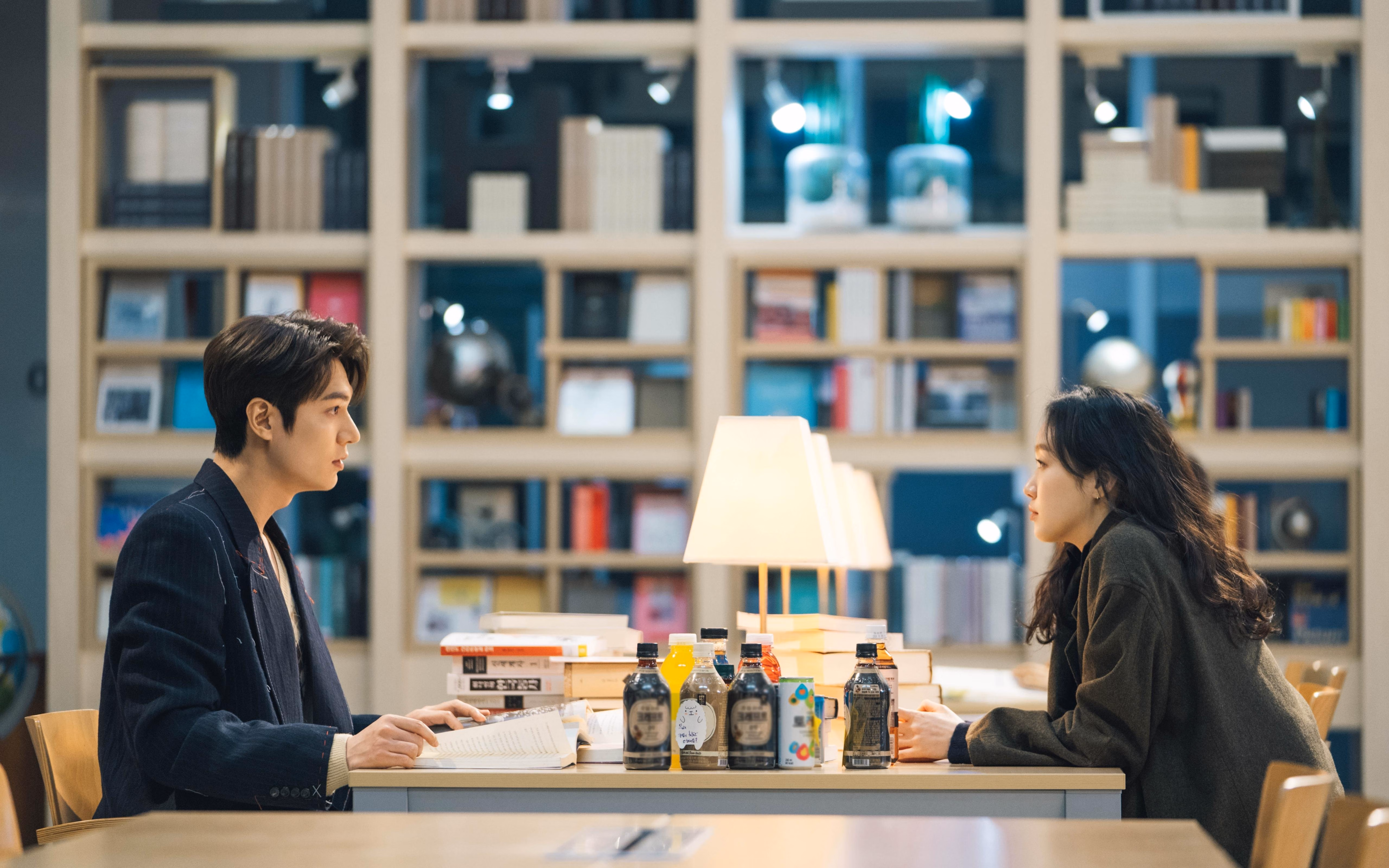 风暴眼中心，恩佐一射三传主导全局，勒沃库森热身赛五球横扫洪都拉斯国家队