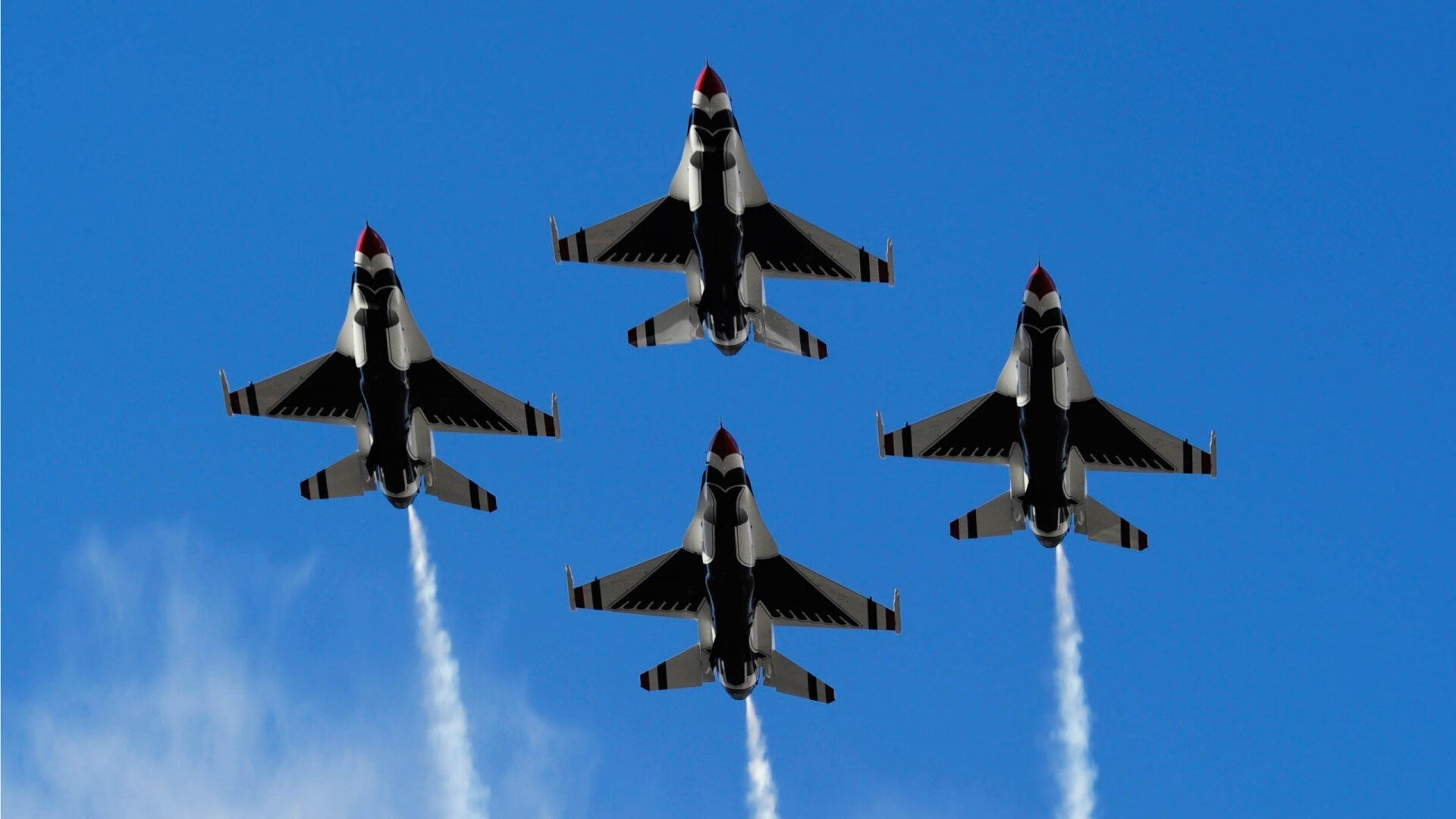 开云体育在线-金玟哉一夫当关！哥伦比亚进攻风暴遭韩国铁卫冰封